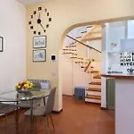 Colosseum Private Terrace روما