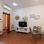 Colosseum Private Terrace شقة *