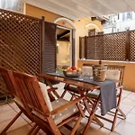 Colosseum Private Terrace شقة *