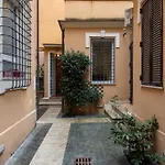 Colosseum Private Terrace شقة *